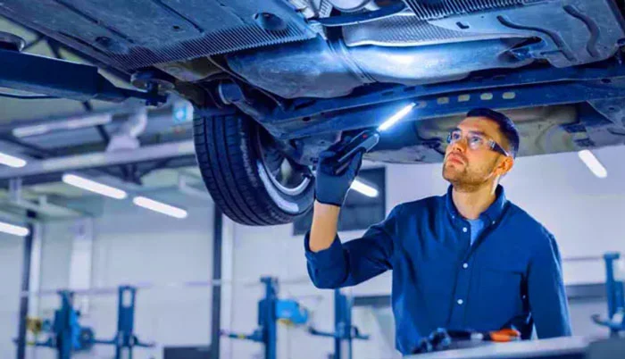 مکانیک خودرو در آلمان: چه فرصت هایی برای شاغلان این رشته در انتظار است؟