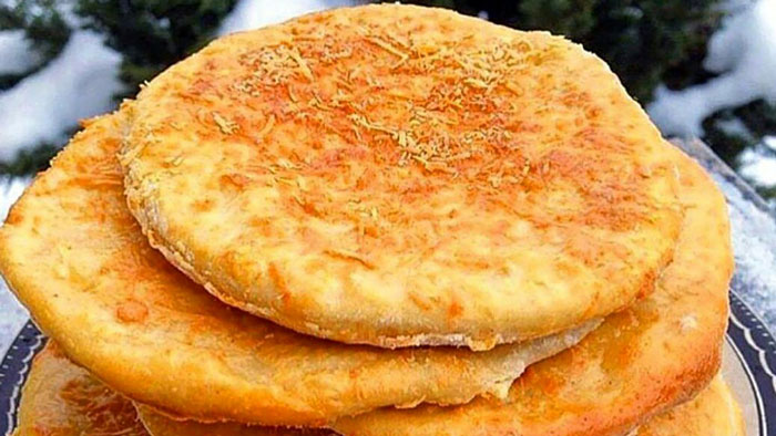 پخت نان محلی در خانه
