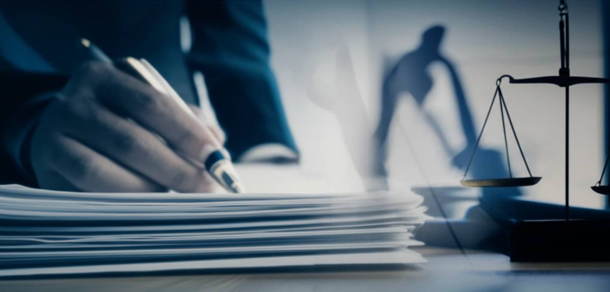 کیف | وکیل شکایت کیفری فرار از دین: نحوه طرح، شرایط و عواقب